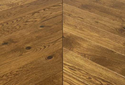 Parquet massif Point de Hongrie Cognac prenium vernis mat 14x90 cm